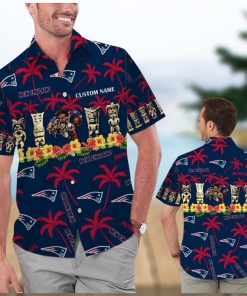 New England Patriots Name Personalized Short Sleeve Button Up Tropical Hawaiian Shirt