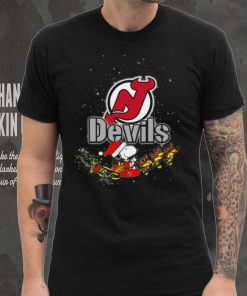 New Jersey Devils NHL Santa Snoopy and Woodstock Christmas T Shirt