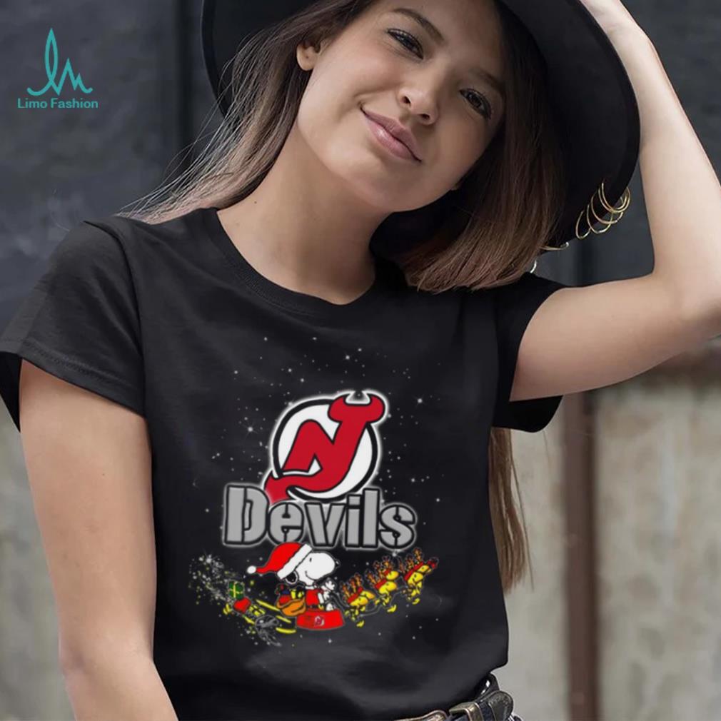New Jersey Devils NHL Santa Snoopy and Woodstock Christmas T Shirt New Jersey Devils NHL Santa Snoopy and Woodstock Christmas T Shirt