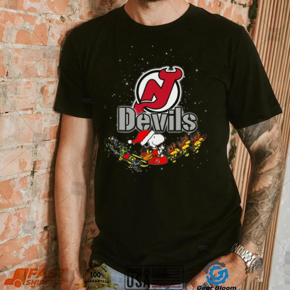 New Jersey Devils NHL Santa Snoopy and Woodstock Christmas T Shirt New Jersey Devils NHL Santa Snoopy and Woodstock Christmas T Shirt