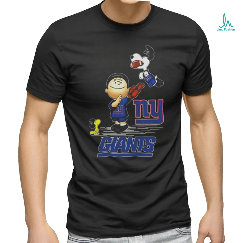 New York Giants The Peanuts Sport Fans Christmas shirt New York Giants The Peanuts Sport Fans Christmas shirt