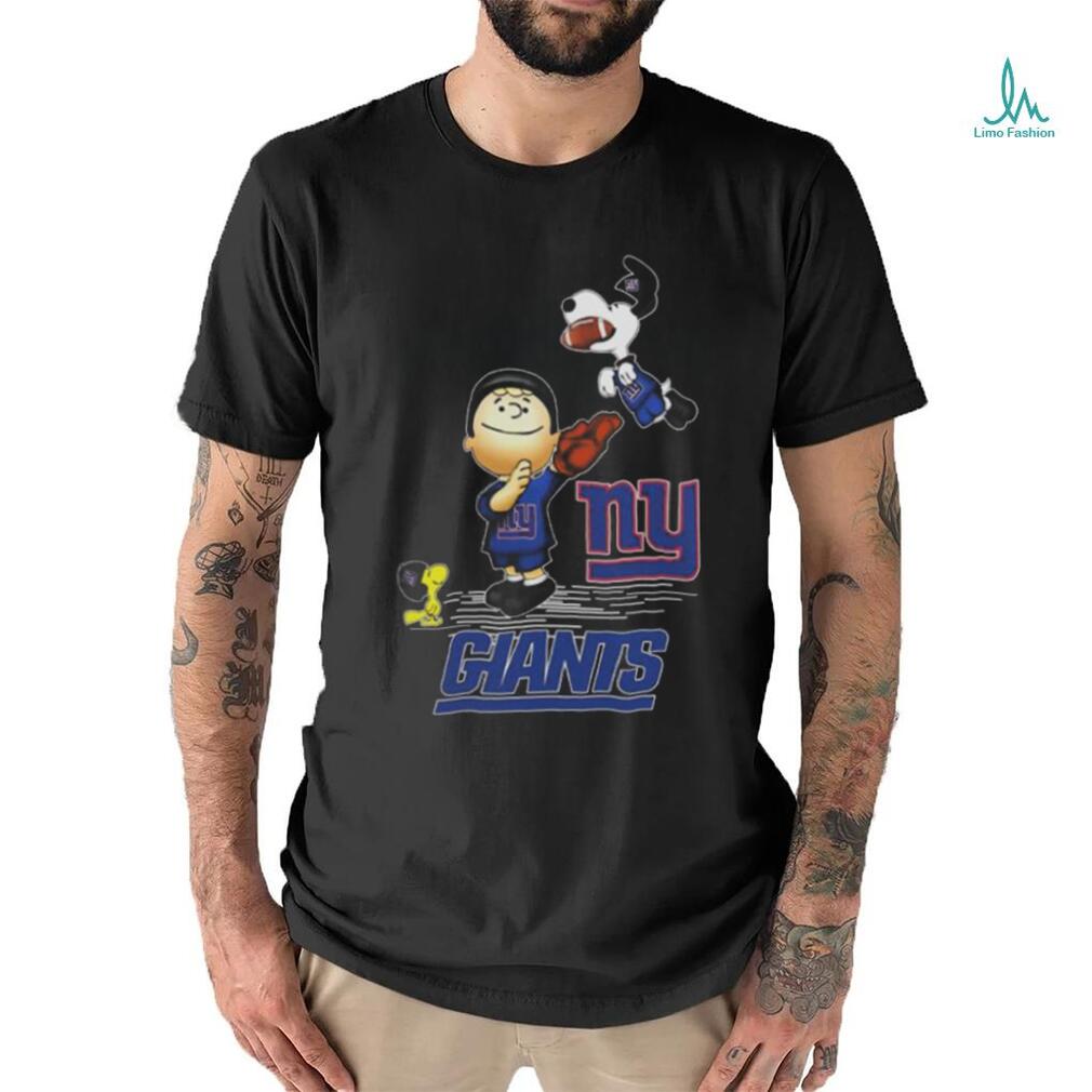 New York Giants The Peanuts Sport Fans Christmas shirt New York Giants The Peanuts Sport Fans Christmas shirt