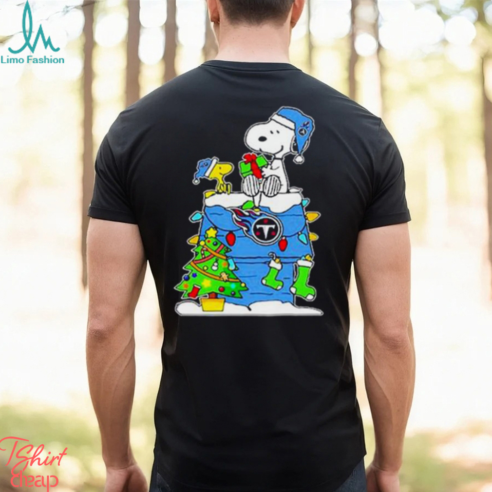 Nfl Tennessee Titans Snoopy And Woodstock Elf Themed Hoodies Teeviews Nfl Tennessee Titans Snoopy And Woodstock Elf Themed Hoodies Teeviews