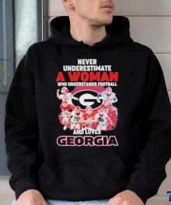 Official Never Underestimate A Woman Who Understands Football And Loves Georgia College Football Signatures Christmas T Shirt