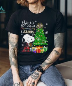 Official new Orleans Saints Snoopy Flannels Hot Cocoa Christmas Lights Tree T Shirt