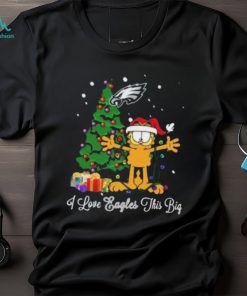 Official philadelphia Eagles Garfield I Love Eagles This Big Christmas Tree T Shirt
