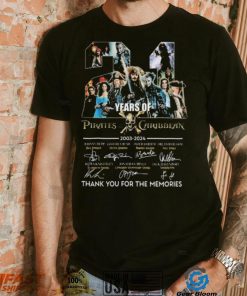 Official pirates of the Caribbean 21 Years Of 2003 2024 signatures thank you for the memories shirt