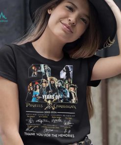 Official pirates of the Caribbean 21 Years Of 2003 2024 signatures thank you for the memories shirt