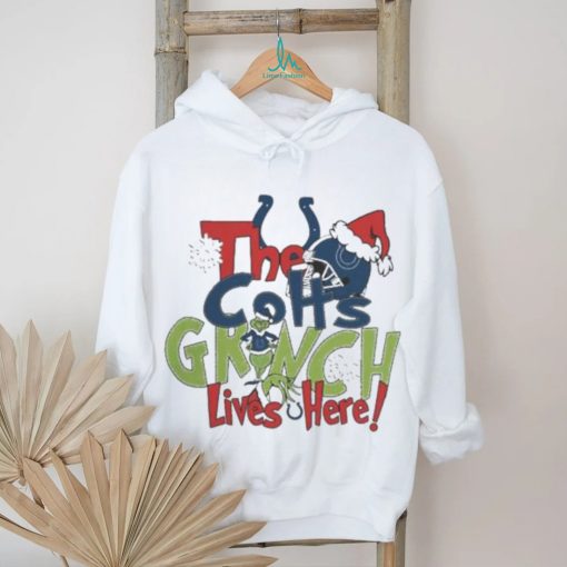 Official the Colts Grinch Lives Here Christmas T Shirt