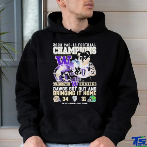 Official washington Huskies 2023 PAC 12 Football Champions Dawgs Got Out And Bringing It Home T Shirt