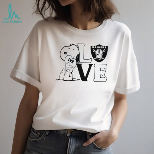 Peanuts Snoopy love Las Vegas Raiders shirt