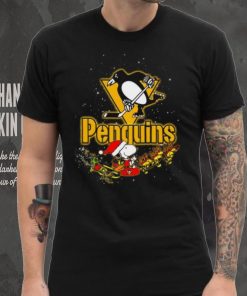Pittsburgh Penguins NHL Santa Snoopy and Woodstock Christmas T Shirt