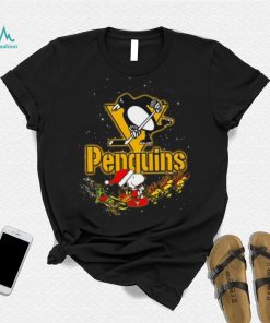Pittsburgh Penguins NHL Santa Snoopy and Woodstock Christmas T Shirt
