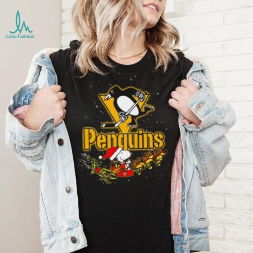 Pittsburgh Penguins NHL Santa Snoopy and Woodstock Christmas T Shirt
