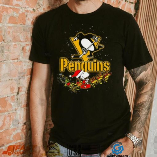 Pittsburgh Penguins NHL Santa Snoopy and Woodstock Christmas T Shirt