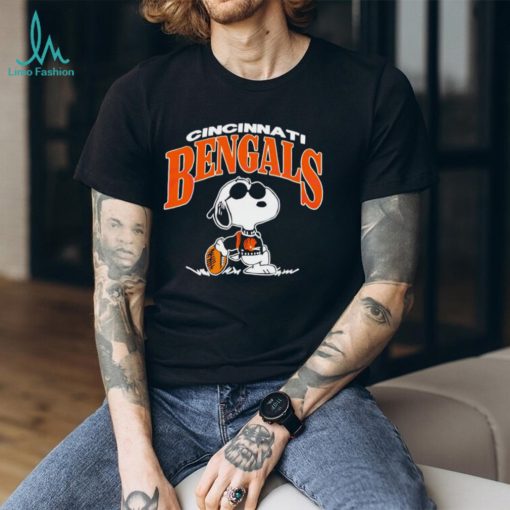 Snoopy Cincinnati Bengals football shirt