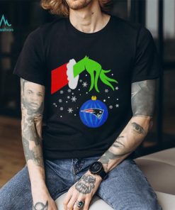 The Grinch Hand Christmas Ornament New England Patriots 2023 T shirt
