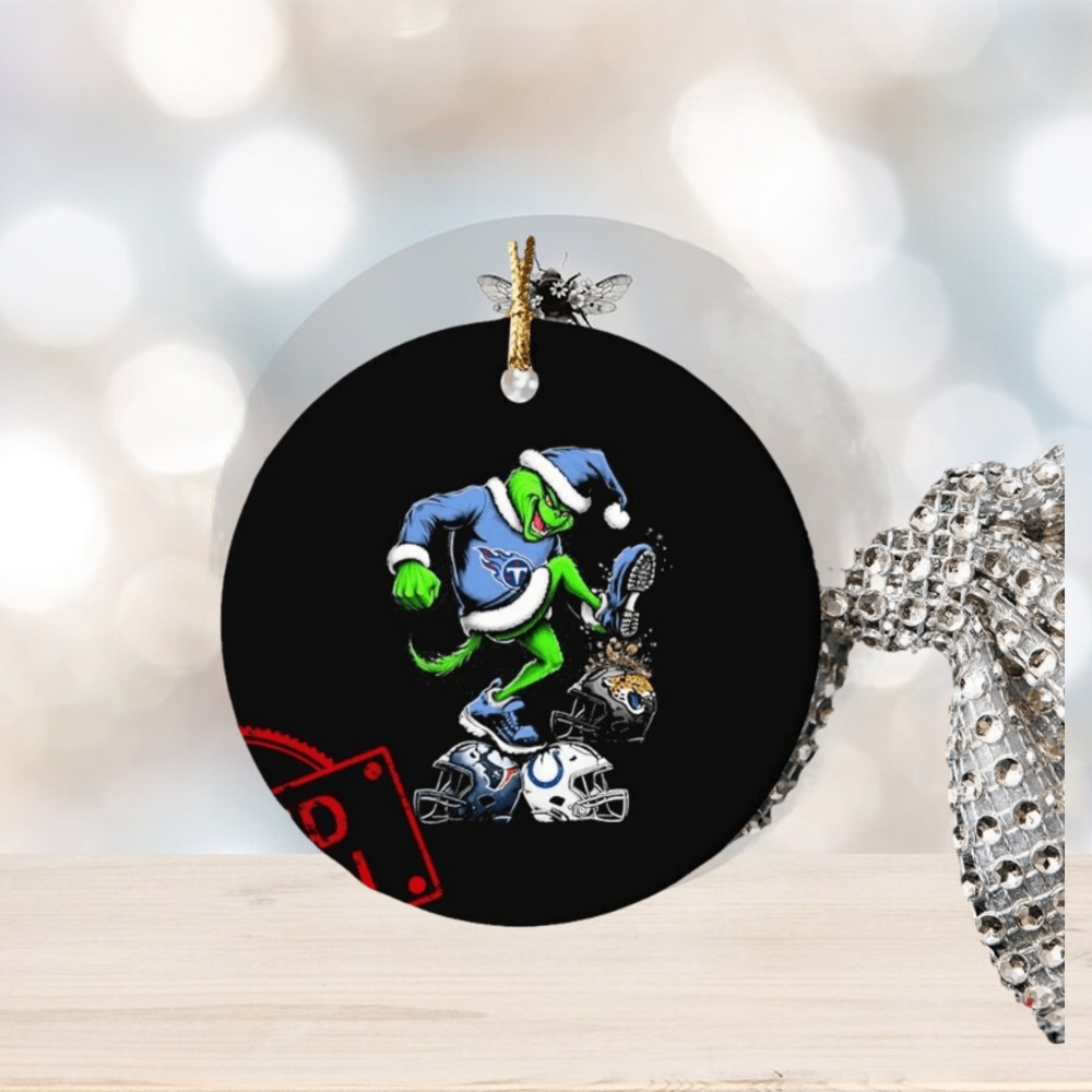 The Grinch Tennessee Titans Stomp On NFL Teams Christmas Ornament The Grinch Tennessee Titans Stomp On NFL Teams Christmas Ornament