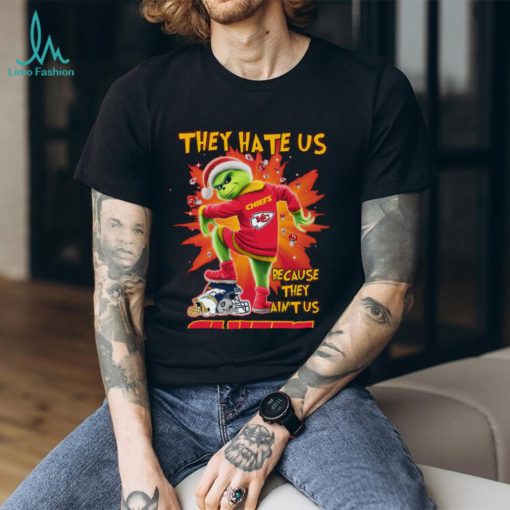 The Grinch They Hate Us Because Ain’t Us Kansas City Chiefs Stomp On Denver Broncos NFL Teams Christmas Shirt