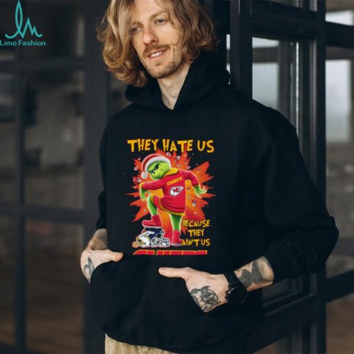 The Grinch They Hate Us Because Ain’t Us Kansas City Chiefs Stomp On Denver Broncos NFL Teams Christmas Shirt
