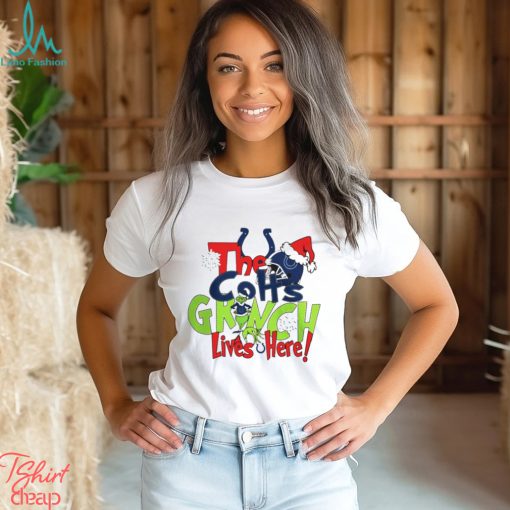 The Indianapolis Colts football Grinch lives here Merry Christmas shirt