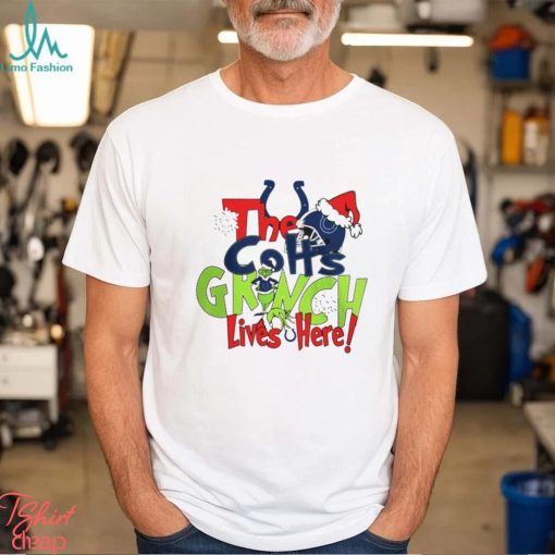 The Indianapolis Colts football Grinch lives here Merry Christmas shirt