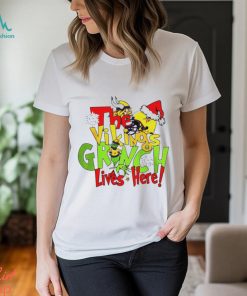 The Minnesota Vikings football Grinch lives here Merry Christmas shirt