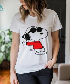 The cool snoppy red sweater Merry Christmas shirt