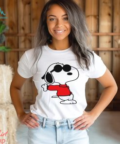 The cool snoppy red sweater Merry Christmas shirt