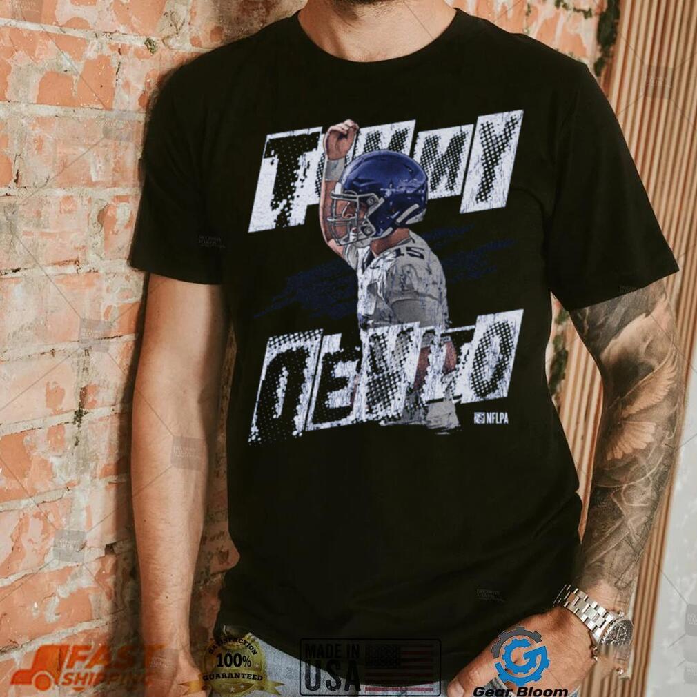 Tommy DeVito New York G Pose WHT Shirt Tommy DeVito New York G Pose WHT Shirt