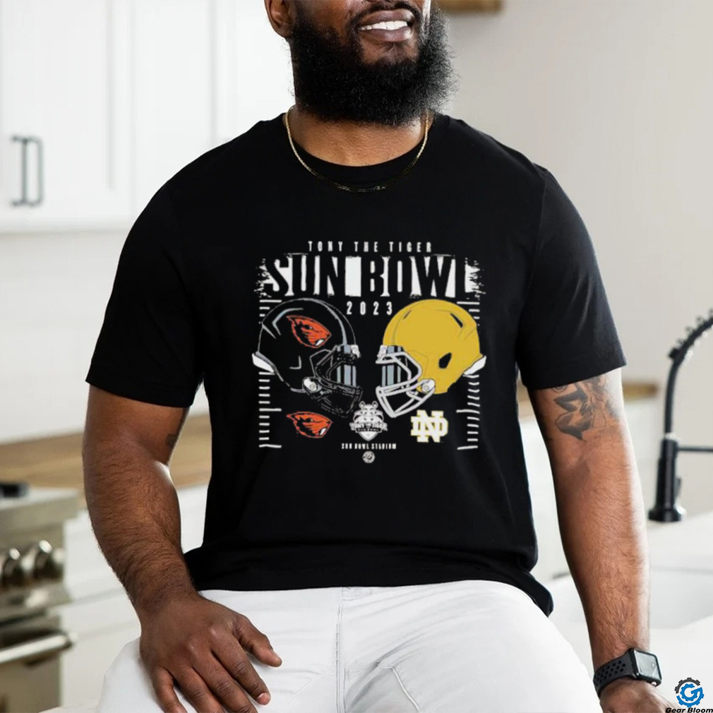 Tony The Tiger Sun Bowl 2023 Helmet Head To Head Matchup Oregon State And Notre Dame T Shirt Tony The Tiger Sun Bowl 2023 Helmet Head To Head Matchup Oregon State And Notre Dame T Shirt