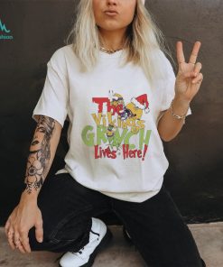 Top The Minnesota Vikings Football Grinch Lives Here Merry Christmas T Shirt