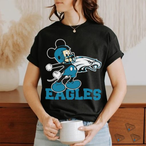 Top mickey Mouse cartoon NFL Philadelphia Eagles football player helmet logo shirt