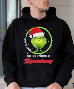 Top santa Grinch I used to smile and the I worked at Speedway 2023 christmas shirt