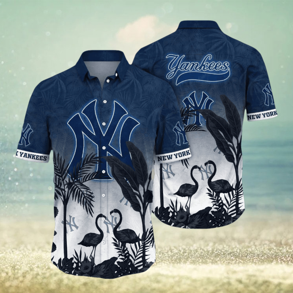 Trending MLB New York Yankees Flower Summer Hawaiian Shirt Trending MLB New York Yankees Flower Summer Hawaiian Shirt