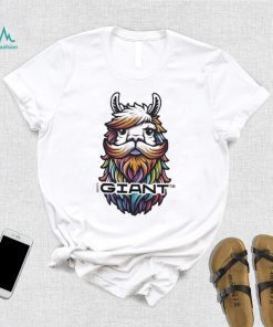 Uncle Studio Beard Alpaca Giant Colorful shirt