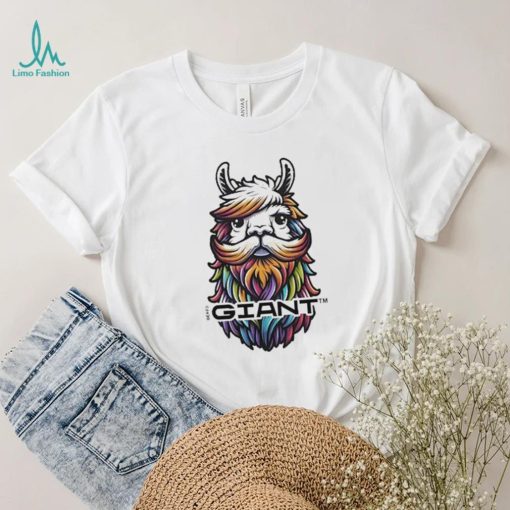 Uncle Studio Beard Alpaca Giant Colorful shirt