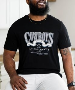 Vintage 1996 Dallas Cowboys NFL Graphic Spell Out shirt