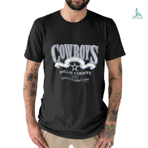 Vintage 1996 Dallas Cowboys NFL Graphic Spell Out shirt