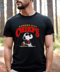 Vintage Snoopy Football Kansas City Chiefs Nfl 2023 T Shirt