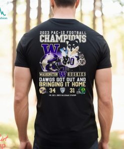 Washington Huskies 2023 PAC 12 Football Champions Dawgs Got Out And Bringing It Home T Shirt