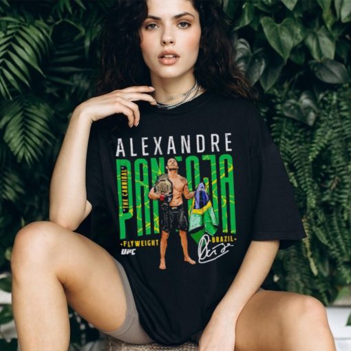 Alexandre Pantoja Brazil pose shirt
