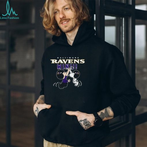 Charlie Snoopy High Five Baltimore Ravens Win Shirt