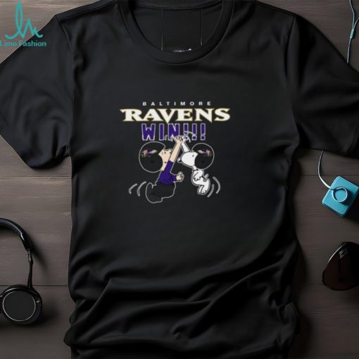 Charlie Snoopy High Five Baltimore Ravens Win Shirt