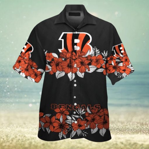 Cincinnati Bengals Short Sleeve Button Up Tropical Hawaiian Shirt VER010