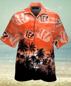 Cincinnati Bengals Short Sleeve Button Up Tropical Hawaiian Shirt VER023