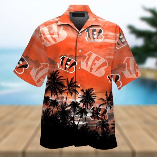 Cincinnati Bengals Short Sleeve Button Up Tropical Hawaiian Shirt VER023