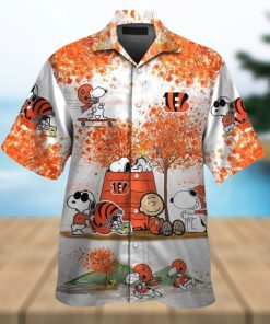 Cincinnati Bengals Snoopy Autumn Short Sleeve Button Up Tropical Hawaiian Shirt