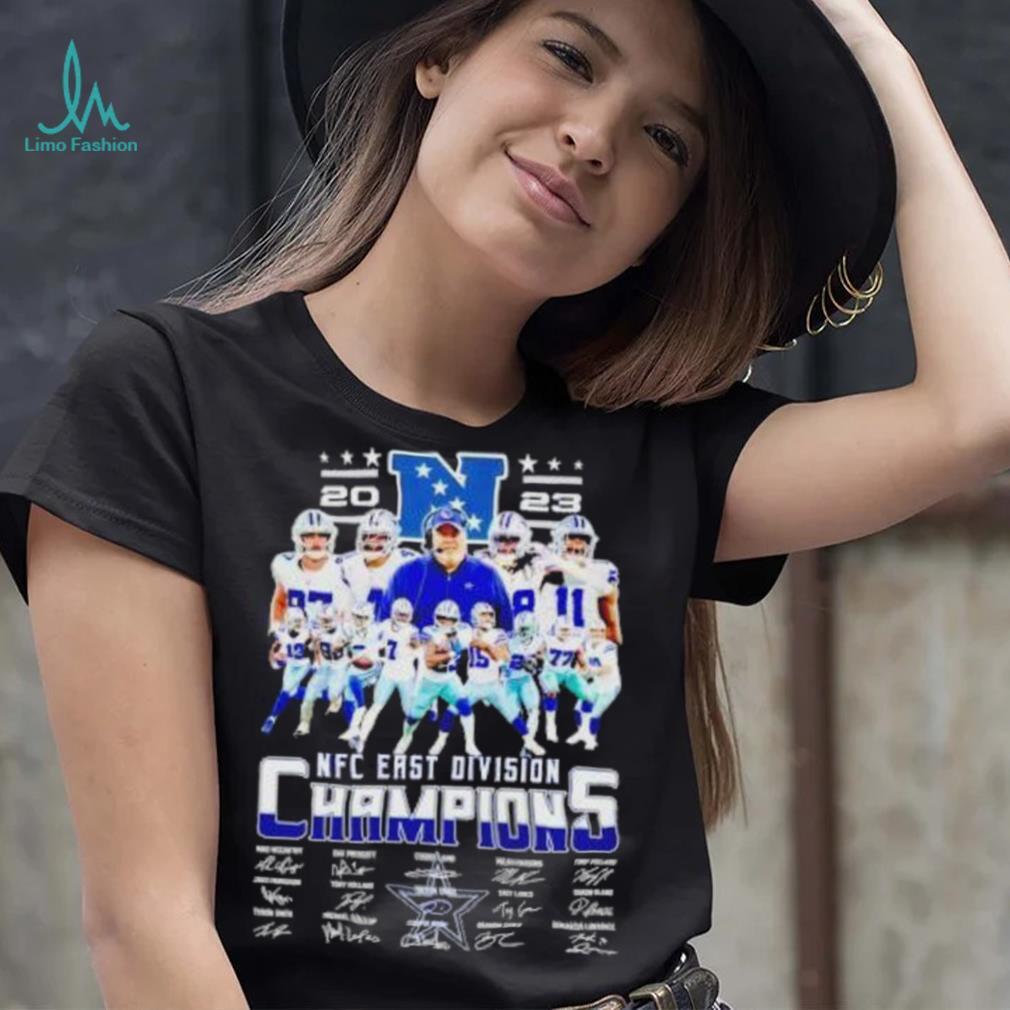 Dallas Cowboys 2023 NFC East Division Champions signatures shirt Dallas Cowboys 2023 NFC East Division Champions signatures shirt