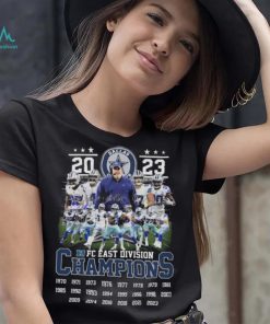 Dallas Cowboys Players 2023 NFC East Division Champions Signatures Shirt